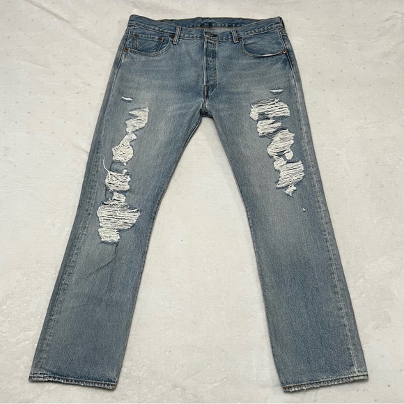 Levi’s 501 Ripped Jeans - Picture 2 of 10